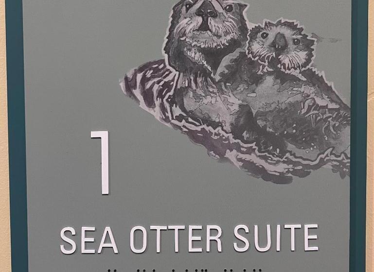 فندق Harborwalk Inn