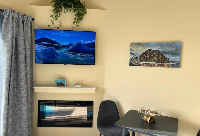 فندق Harborwalk Inn