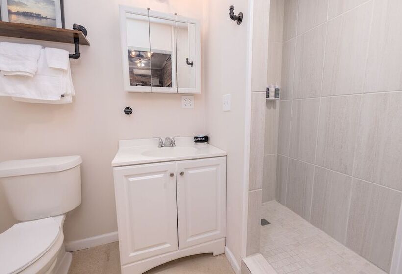 فندق Hartwell Suites