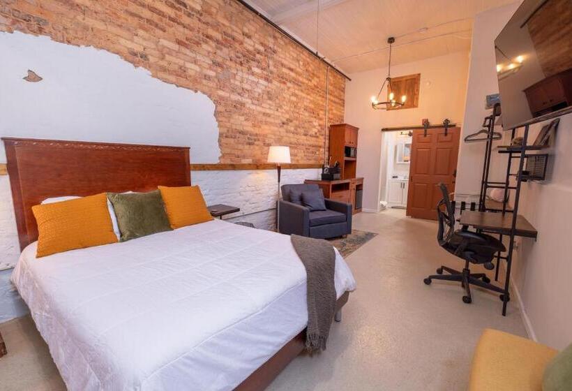 فندق Hartwell Suites