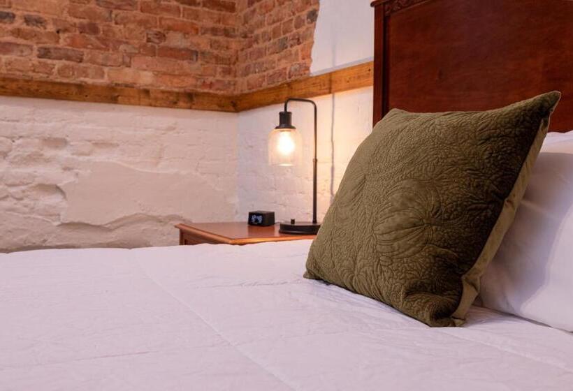 فندق Hartwell Suites