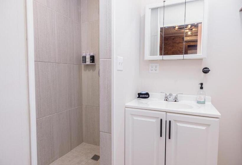 فندق Hartwell Suites