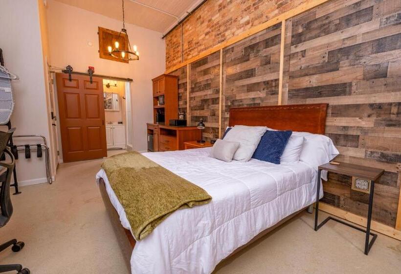 فندق Hartwell Suites