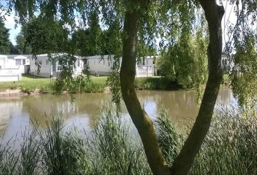 호텔 Beautiful 6 Berth Caravan Southview Skegness