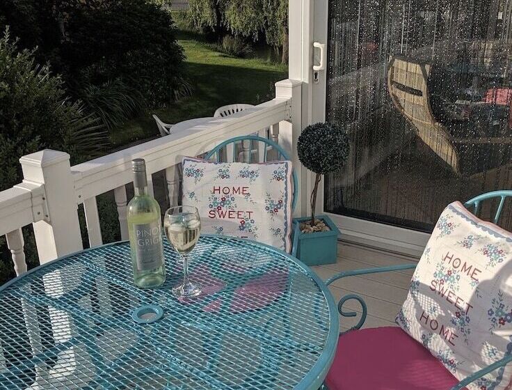 호텔 Beautiful 6 Berth Caravan Southview Skegness