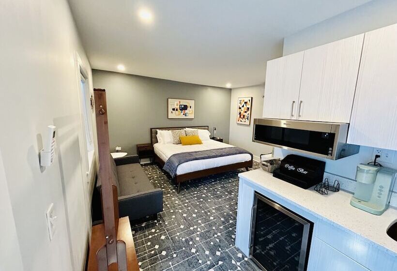 فندق New South Motor Inn