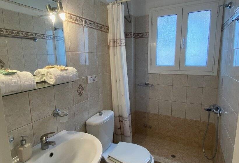 בית מלון כפרי Nikos Cassiopeia Apartments