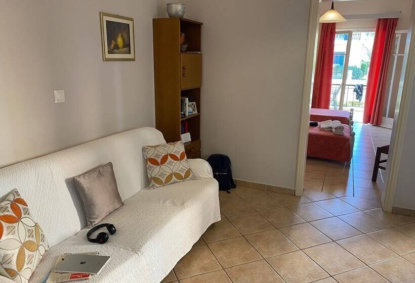 בית מלון כפרי Nikos Cassiopeia Apartments