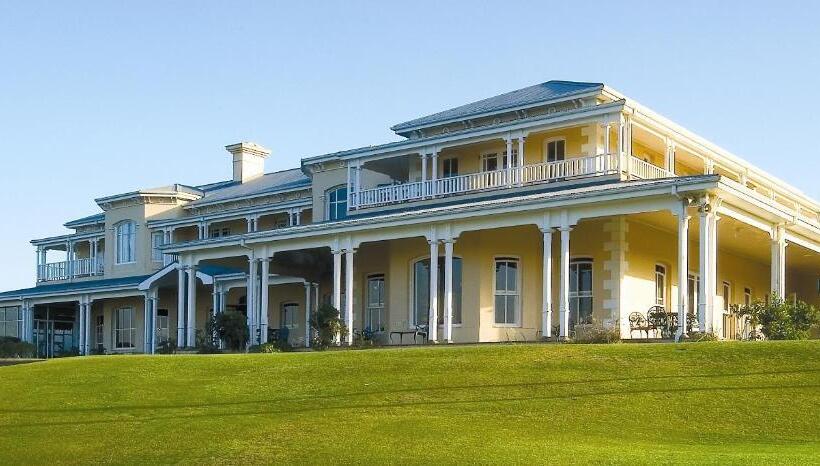 ホテル Prince S Grant Golf Estate