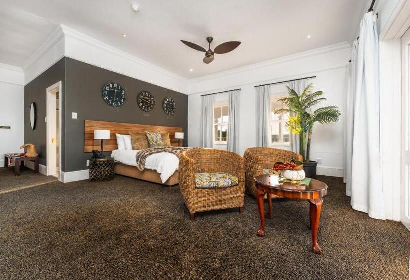 ホテル Prince S Grant Golf Estate