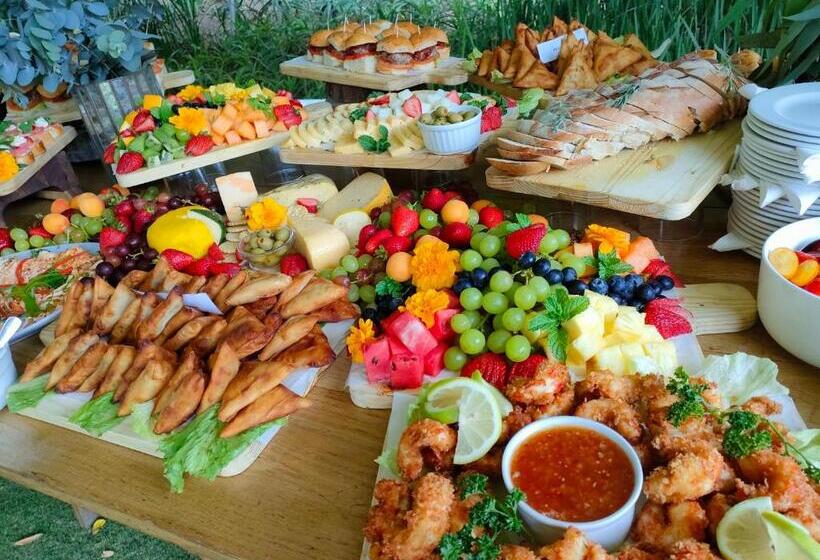 ホテル Prince S Grant Golf Estate