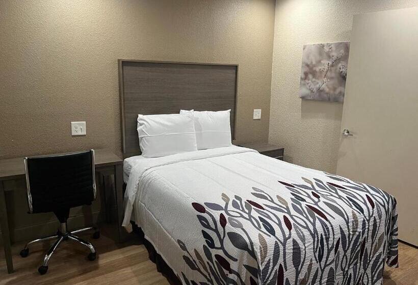 בית מלון כפרי Red Roof Inn Haltom City