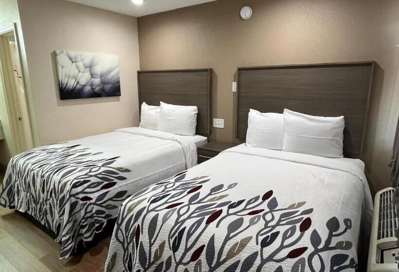 בית מלון כפרי Red Roof Inn Haltom City