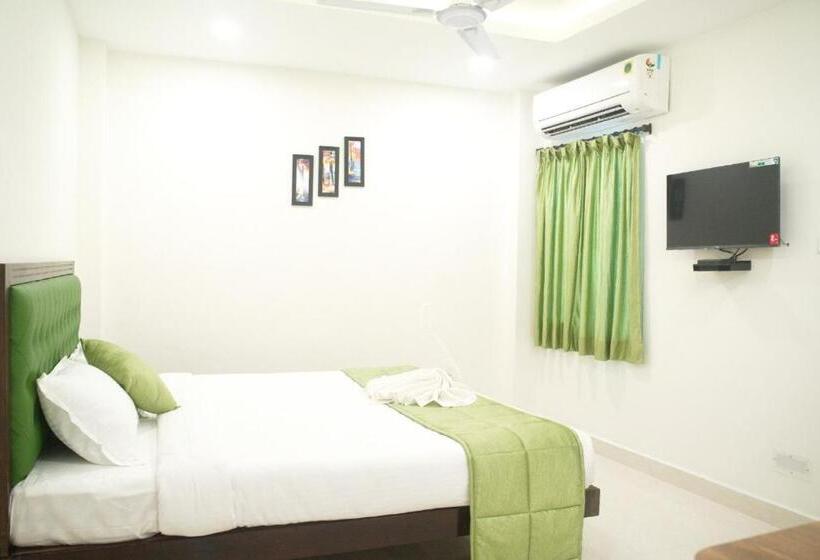 Отель Saara Inn