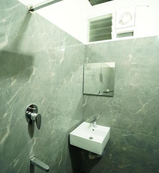 Отель Saara Inn