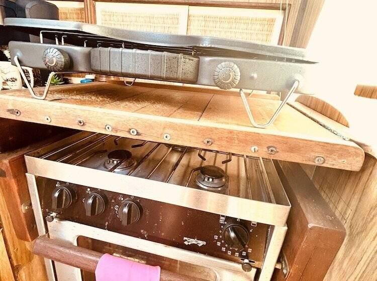 فندق The Sailor Park