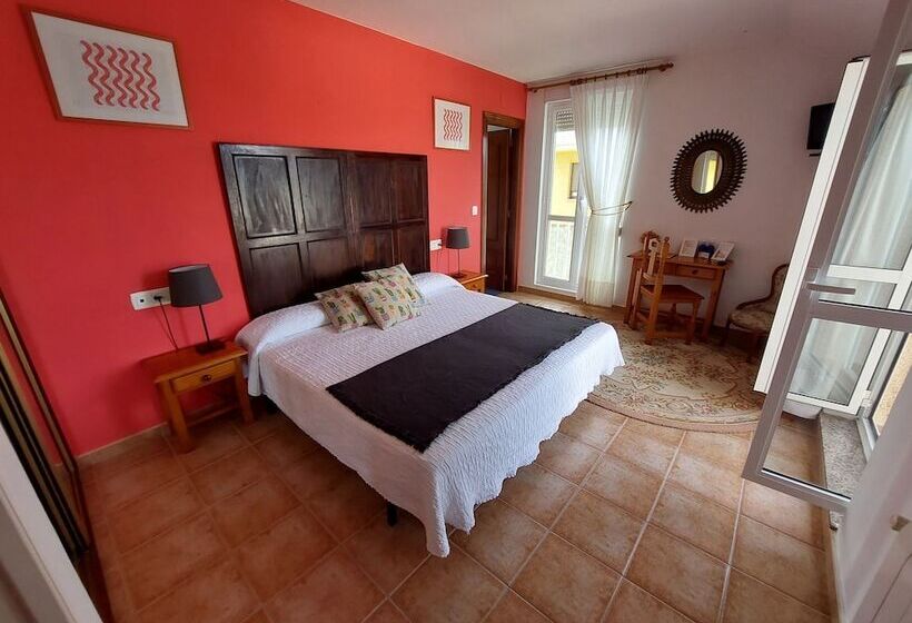 هتل Villanueva San Jorge De Heres