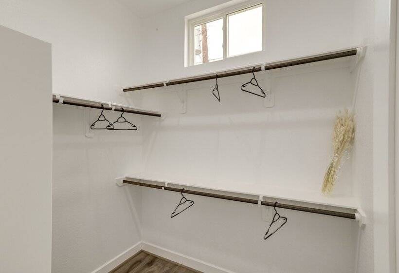 Modern Houston Vacation Rental   6 Mi To Downtown