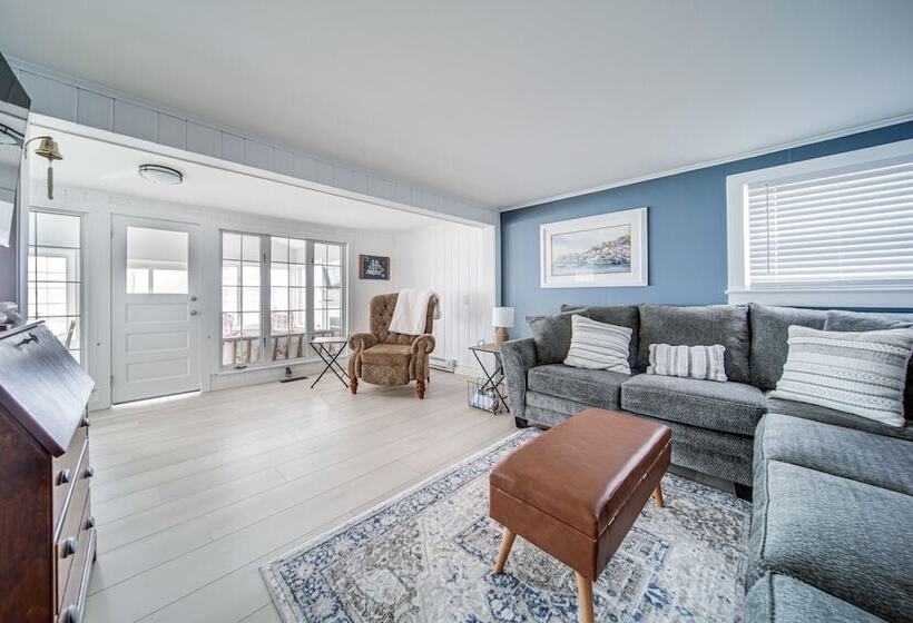 Waterfront Chautauqua Lake Home W/ Stunning Views