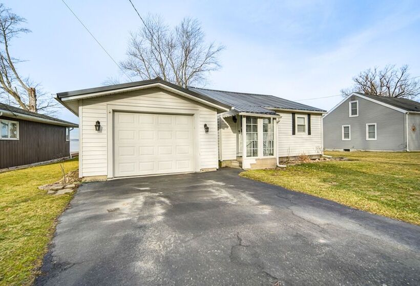 Waterfront Chautauqua Lake Home W/ Stunning Views