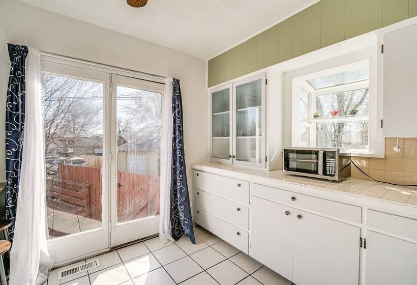 Klamath Falls Home W/ Deck ~ 1 Mi To Downtown