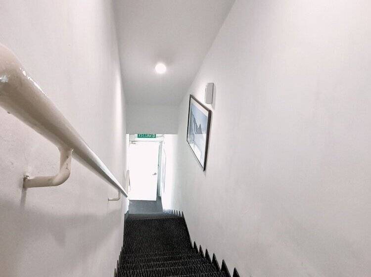 Kozi Hotel Danga Bay