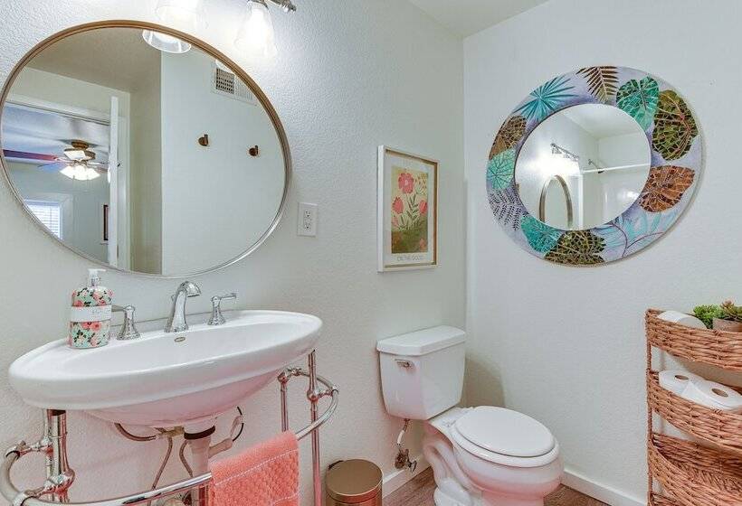 Lakefront Graford Home W/ Fire Pit + Private Dock!