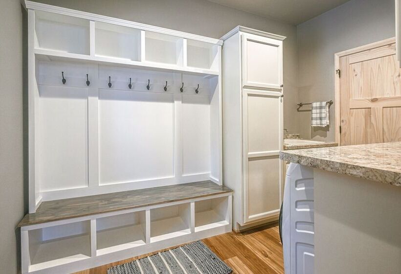 Lakefront Rhinelander Cottage W/ Private Dock!