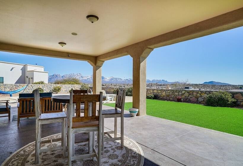 Las Cruces Home W/ Mountain Views & Private Pool!
