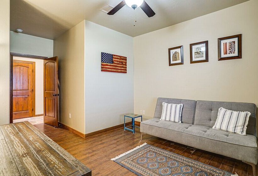 Las Cruces Home W/ Mountain Views & Private Pool!