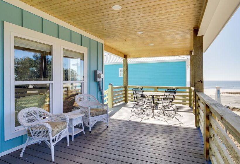 Long Beach House W/ Charcoal Grill: Steps To Shore