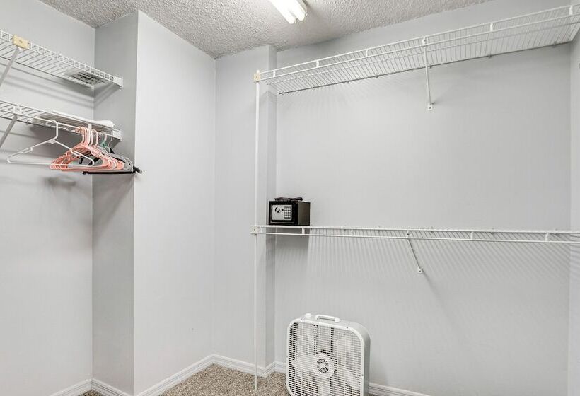 Pet Friendly Bradenton Home W/ Pool: 6 Mi To Beach