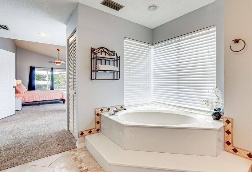 Pet Friendly Bradenton Home W/ Pool: 6 Mi To Beach