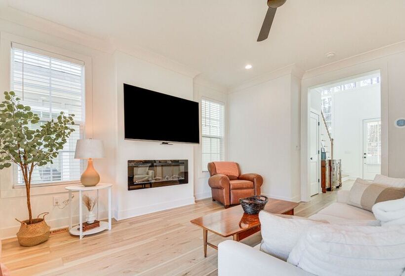 Modern Raleigh Home < 9 Mi To Downtown!