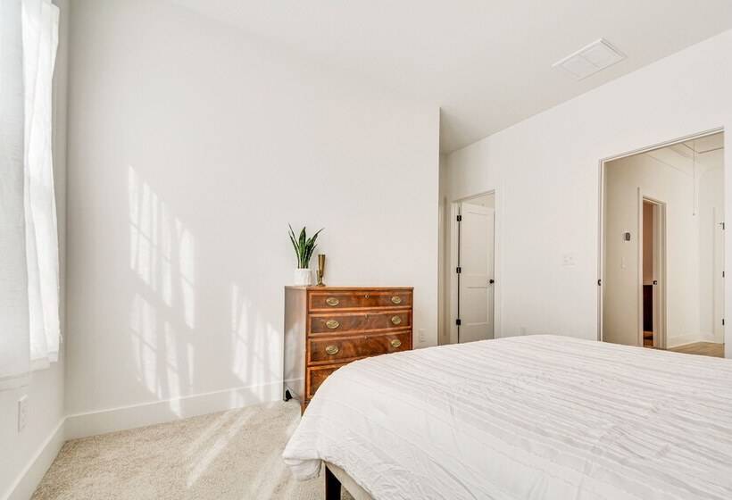 Modern Raleigh Home < 9 Mi To Downtown!