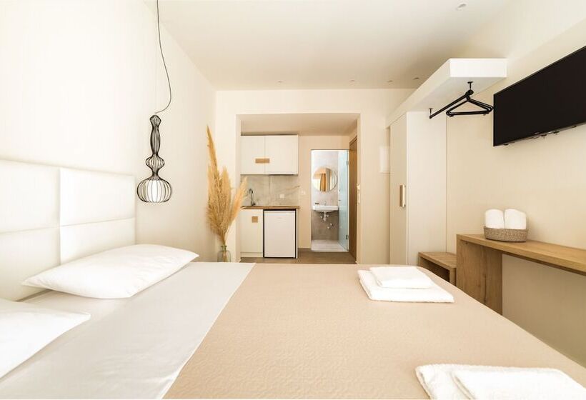 Mystery Suites & Apartments