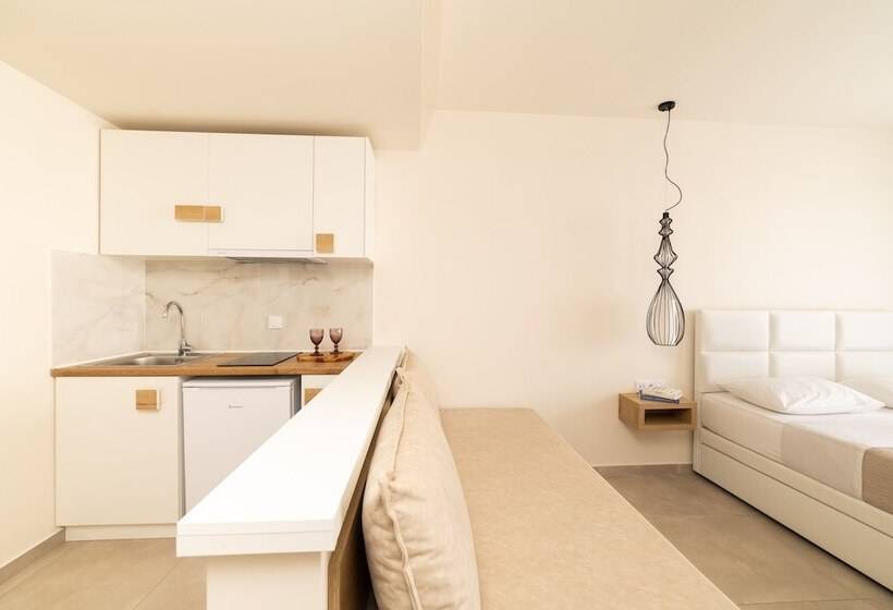 Mystery Suites & Apartments