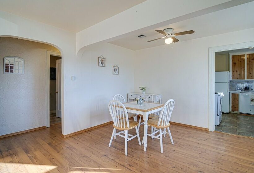 Peaceful Klamath Falls Home W/ Large Fenced Yard!