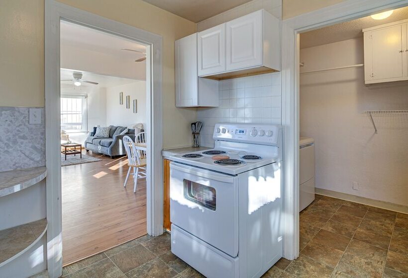 Peaceful Klamath Falls Home W/ Large Fenced Yard!