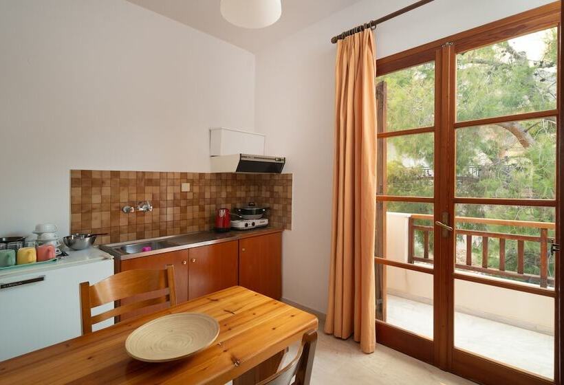 ペンション Alta Vista Studios