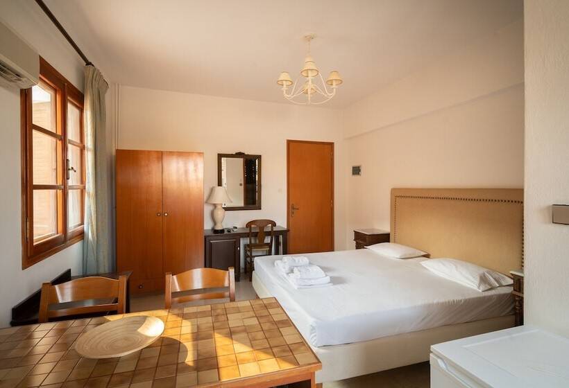 ペンション Alta Vista Studios