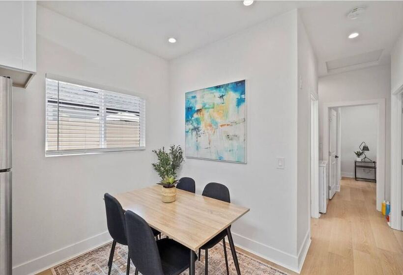 بنسيون Cozy Prvate Adu Close To Disney Beach Ev