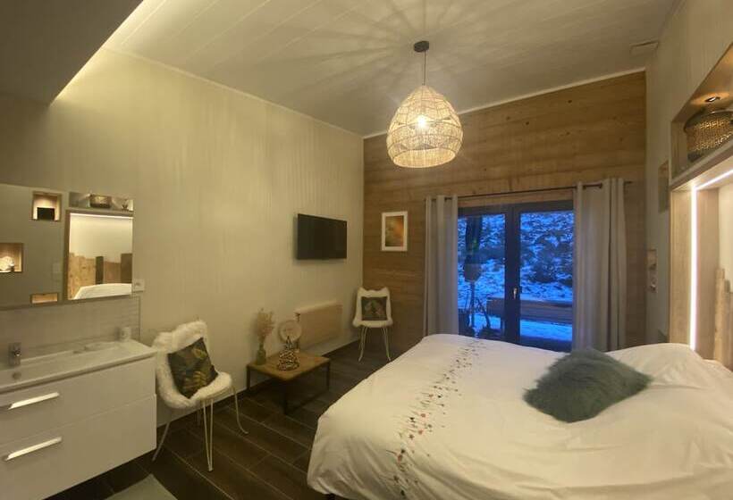 بنسيون Eden Roc