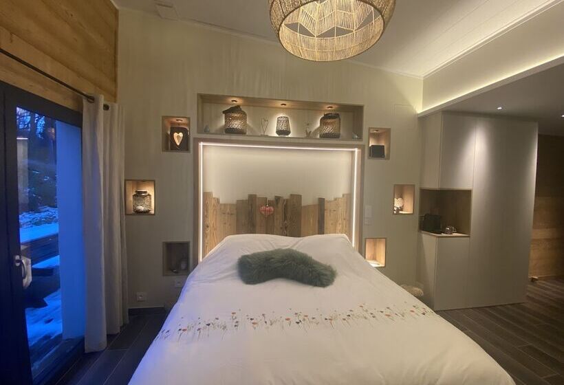 بنسيون Eden Roc