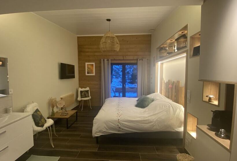 بنسيون Eden Roc