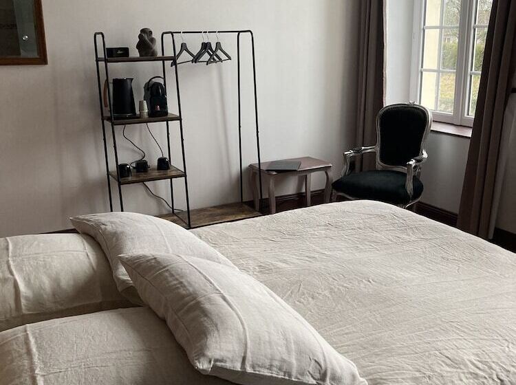 膳宿费 La Villa Mirabelle