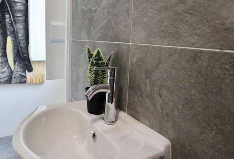 ペンション Matching Loures Guest House