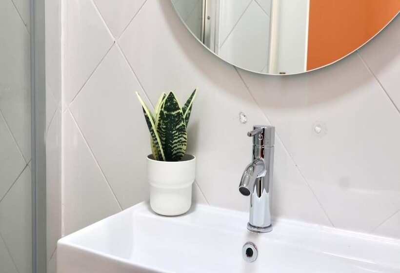 ペンション Matching Loures Guest House