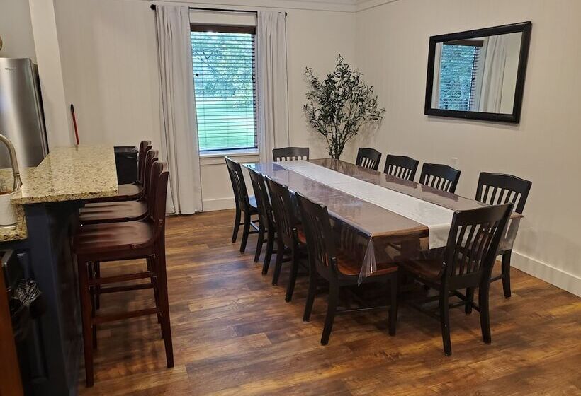 بنسيون Sycamore Springs