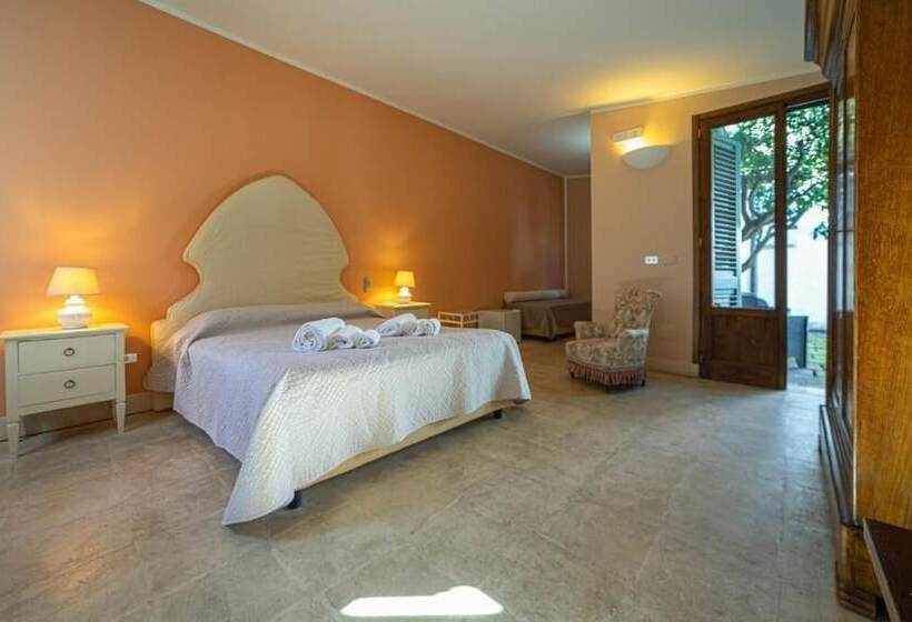 פנסיון Villa Clori